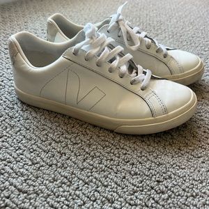 Veja Esplar Sneakers